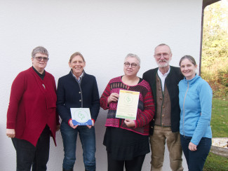 Grüner Gockel im Prodekanat